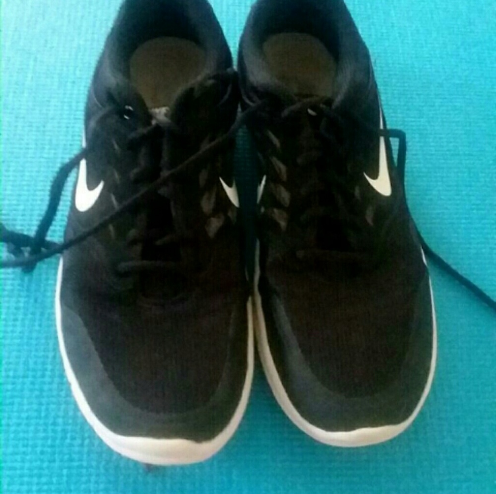 Used Nike shoes